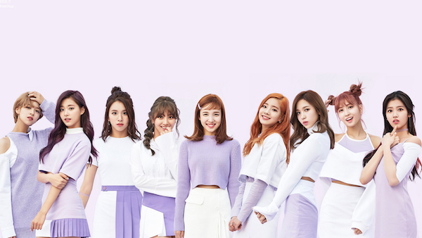 Nayeon in the centre